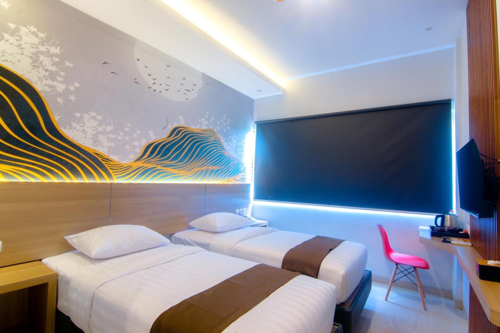 Front One Hotel Purwodadi Purwodadi  Ngoại thất bức ảnh