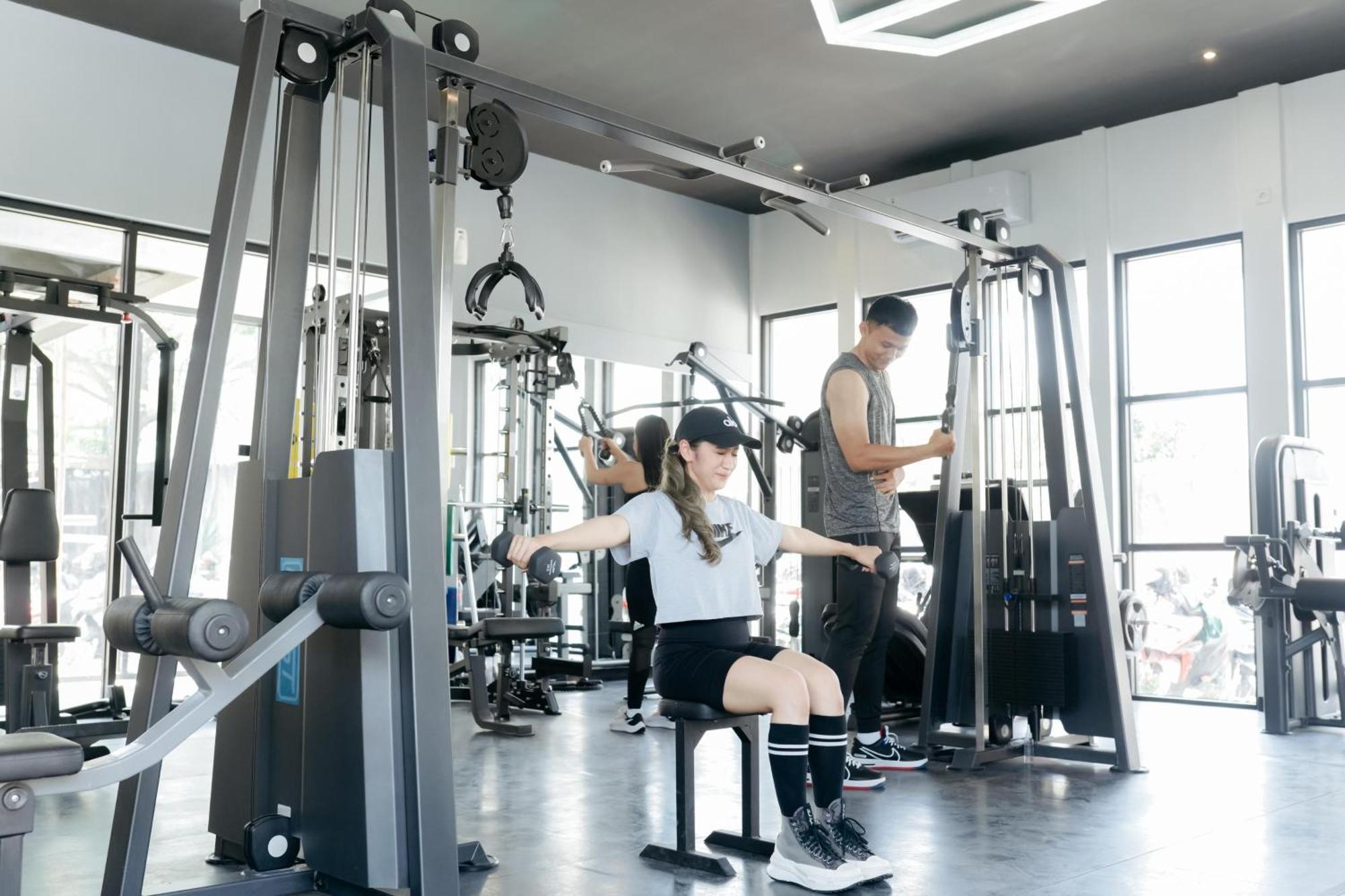 Front One Hotel Purwodadi Purwodadi  Ngoại thất bức ảnh