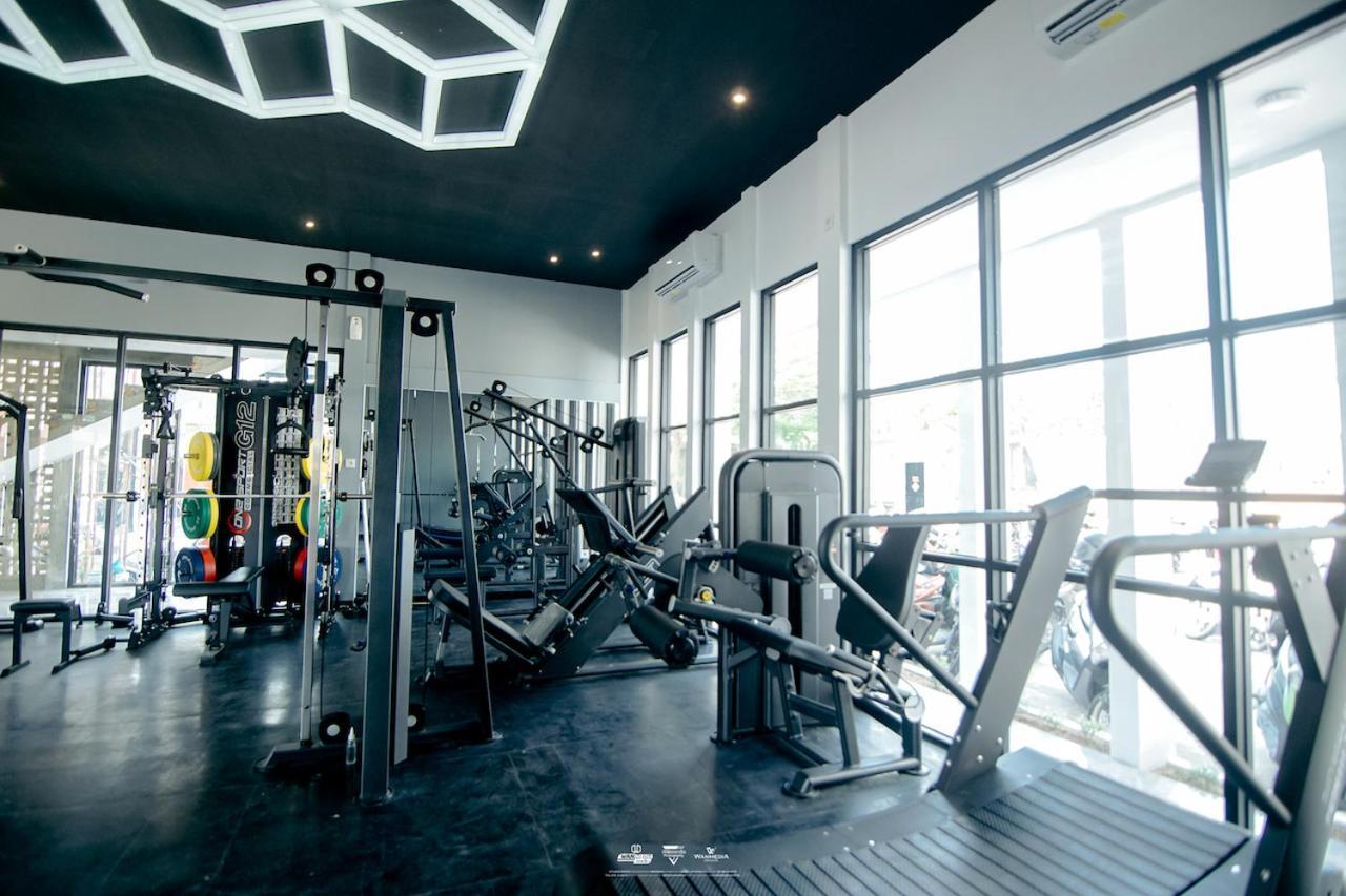 Front One Hotel Purwodadi Purwodadi  Ngoại thất bức ảnh