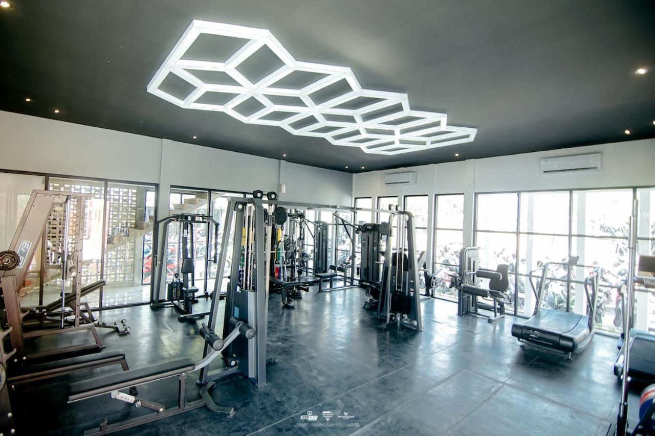 Front One Hotel Purwodadi Purwodadi  Ngoại thất bức ảnh