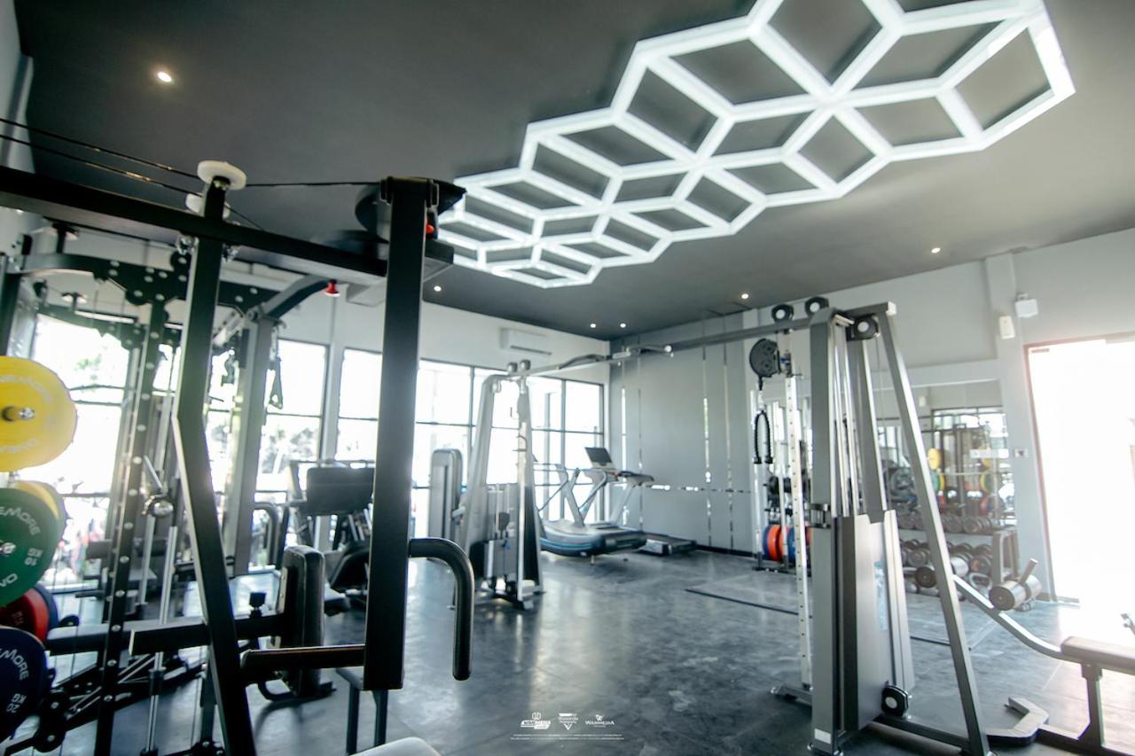 Front One Hotel Purwodadi Purwodadi  Ngoại thất bức ảnh